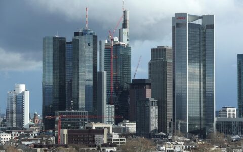 路透：全球经济放缓程度或加深 尽管主要央行料将降息